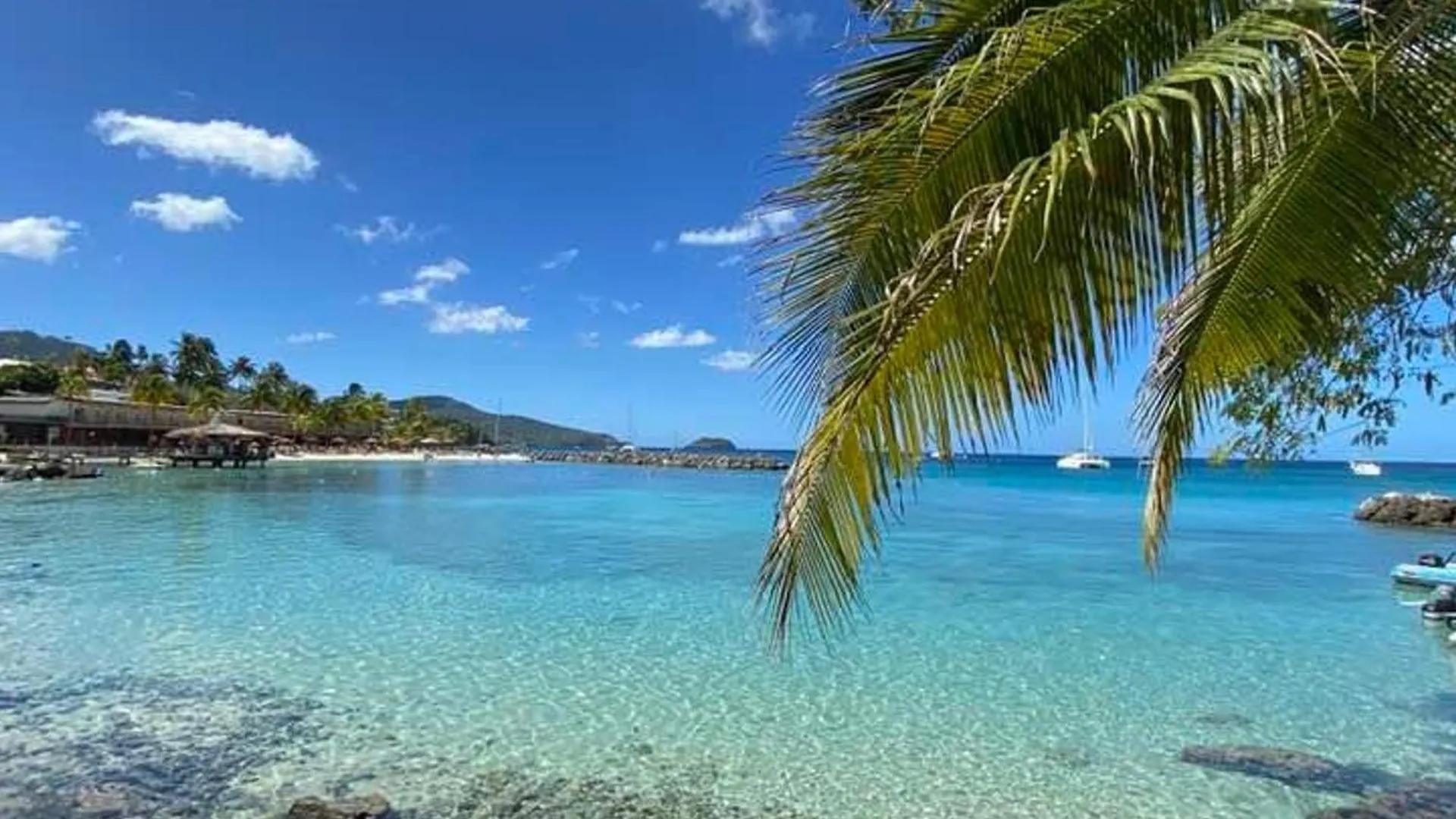 Appartement Lumineux A 100M De La Plage Avec Cuisine Equipee Et 2 Chambres Climatisees. - Fr-1-765-23 Les Trois-Ilets Martinique